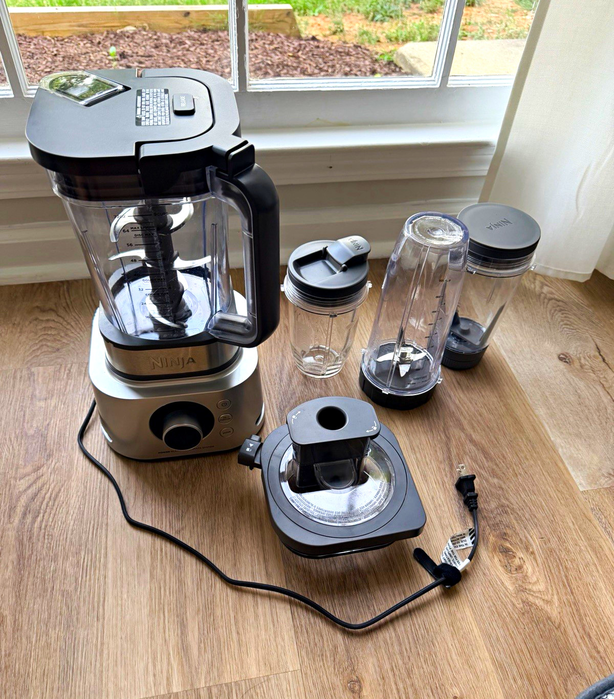Ninja Full-Size Food Processor System Base Bowl Lid Blades Cups Silver Black