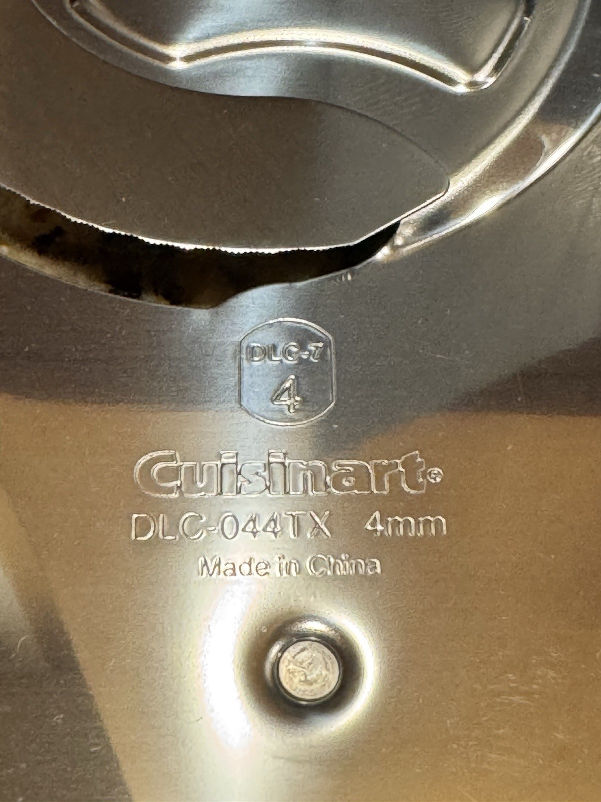cuisinart blades (3) New Disc 2/3/4 MM And Plastic Holder