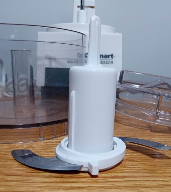 Cuisinart Mini-Prep Food Processor Model DLC-1 TX – Excellent Condition