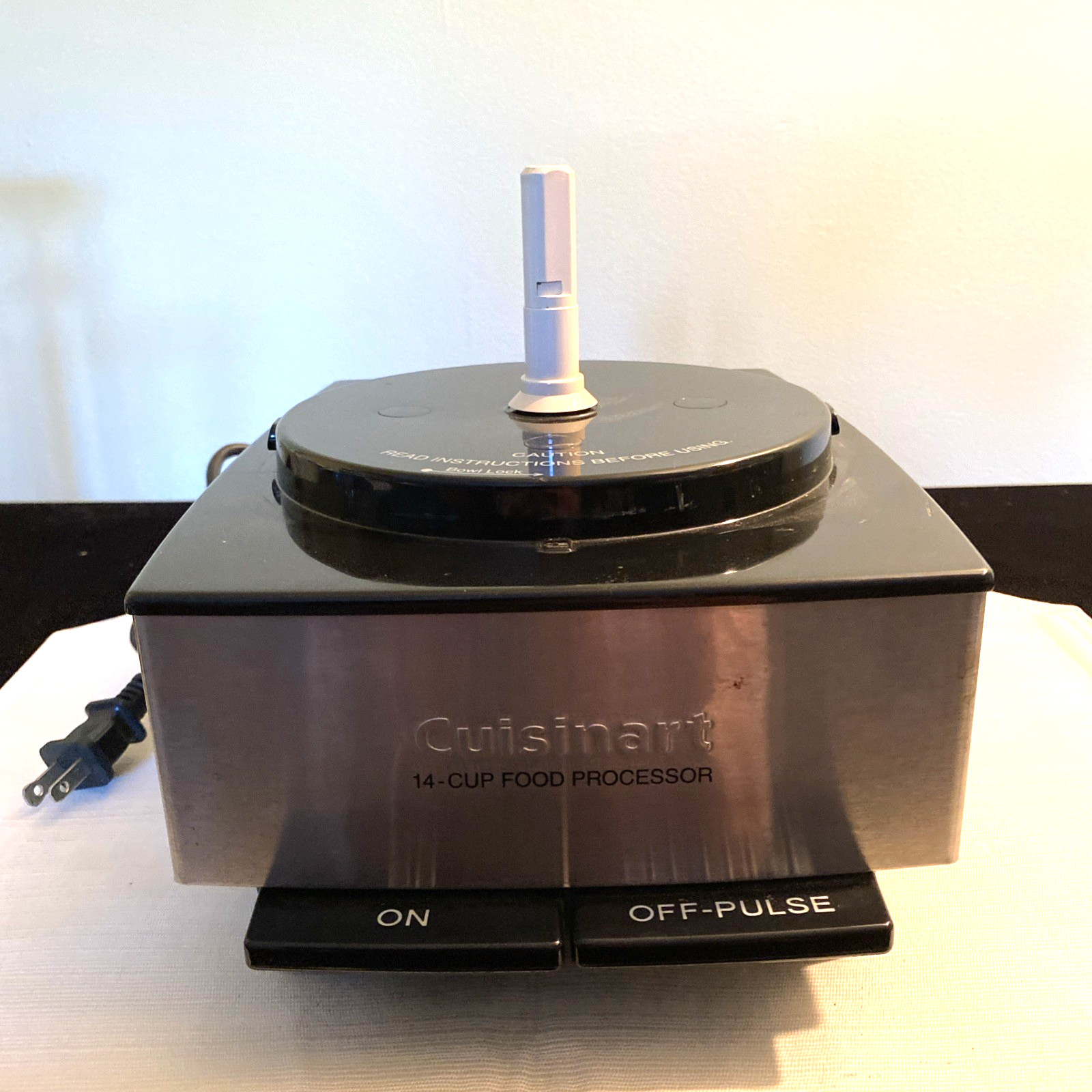 Cuisinart Custom 14 Food Processor Motor Base Replacement Part TESTED DFP-14BCN