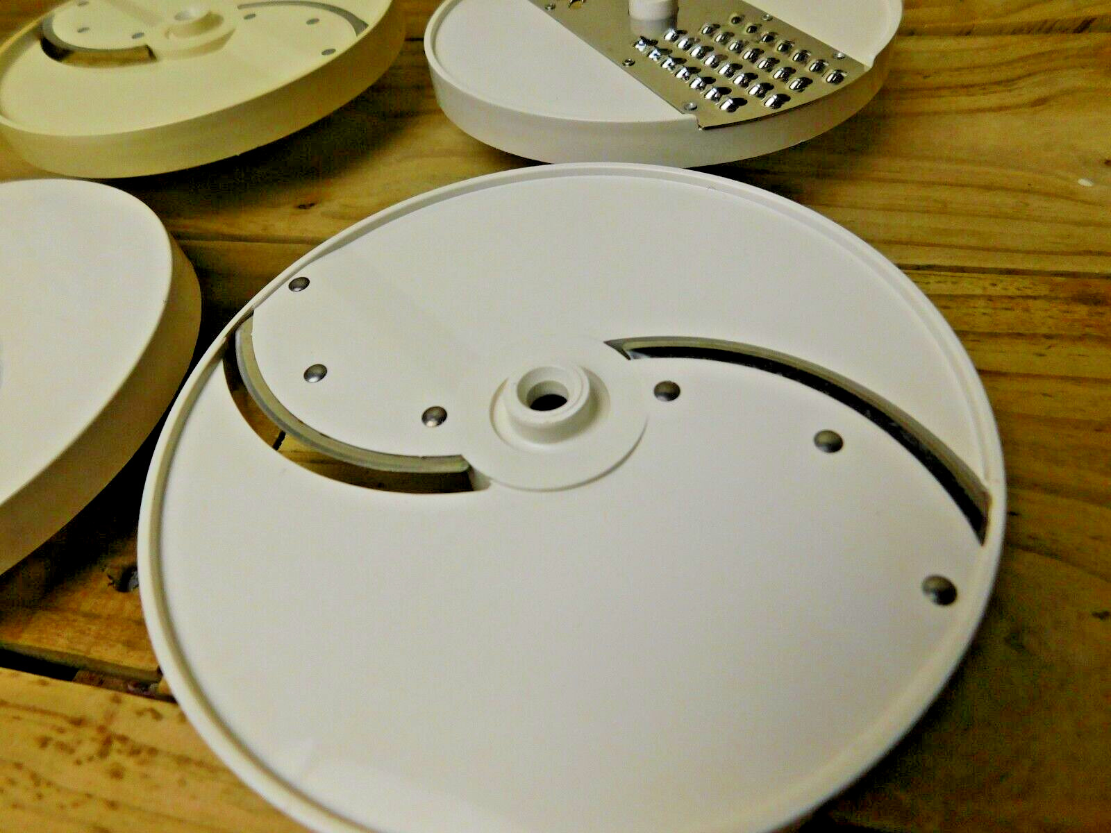 4 Oster Regency Kitchen Center Food Processor Slicing Shredding Cut Disc Blades