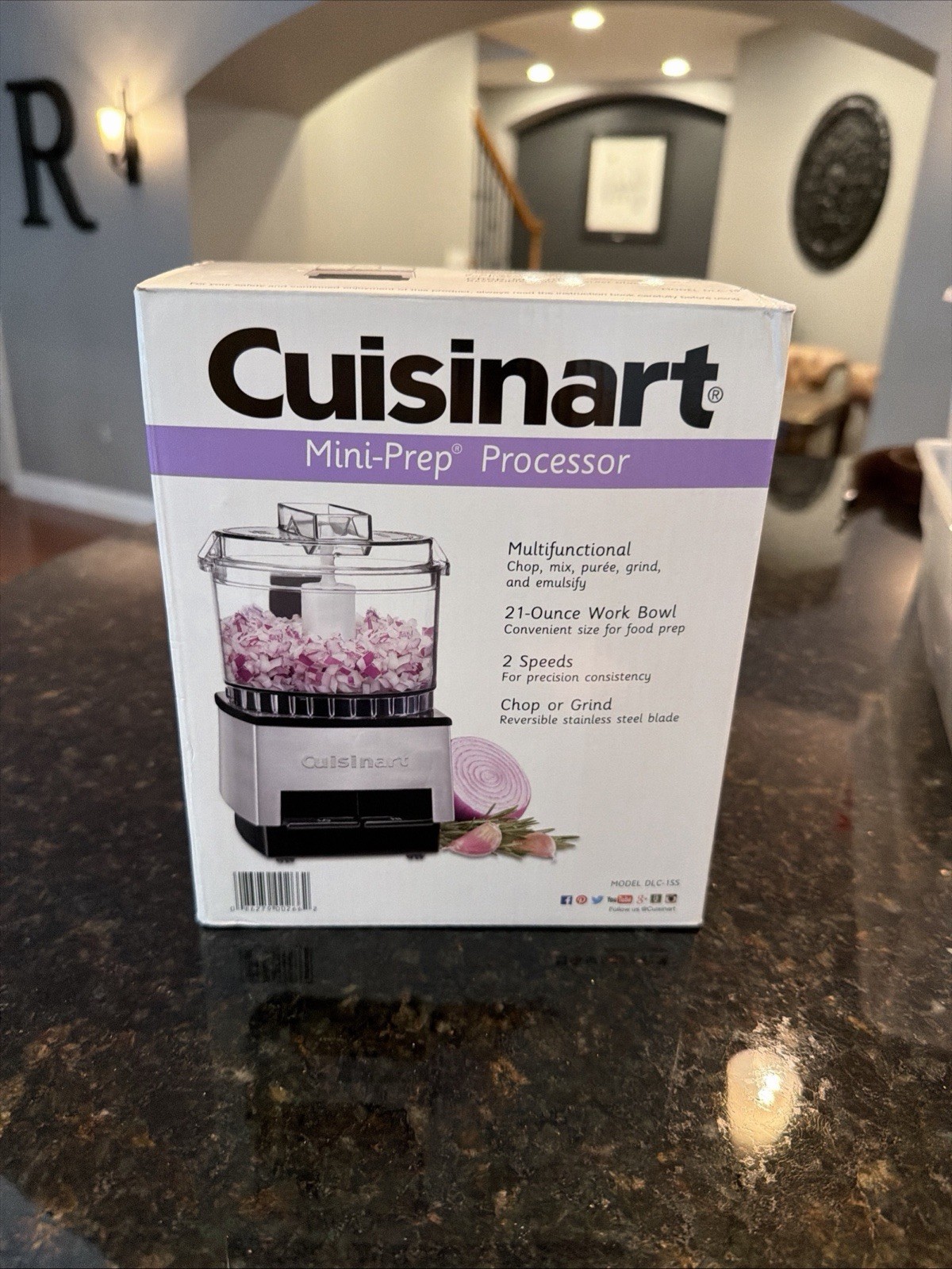 New Cuisinart Mini Prep 21oz Food Processor Model DLC-1SS New In Box Fast Ship