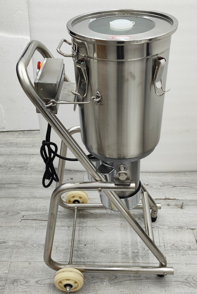 1PC 32L Stainless Steel Electric Commercial Food Crusher Chopper Grinder Machine