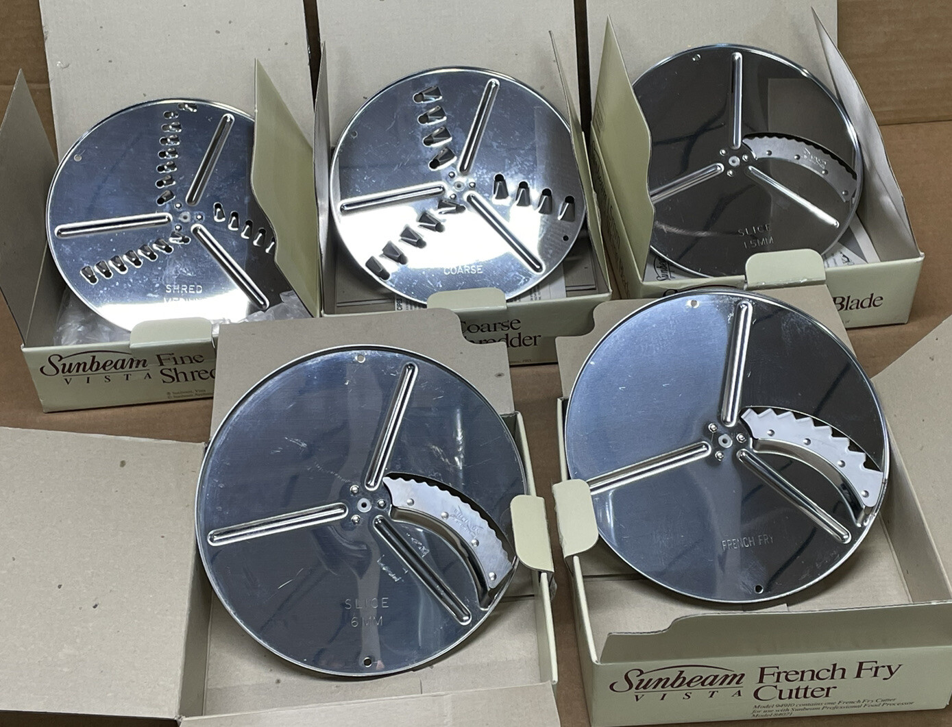 Sunbeam Vista Professional Food Processor 5 Blades 84071 Shred Slice Fry Cut