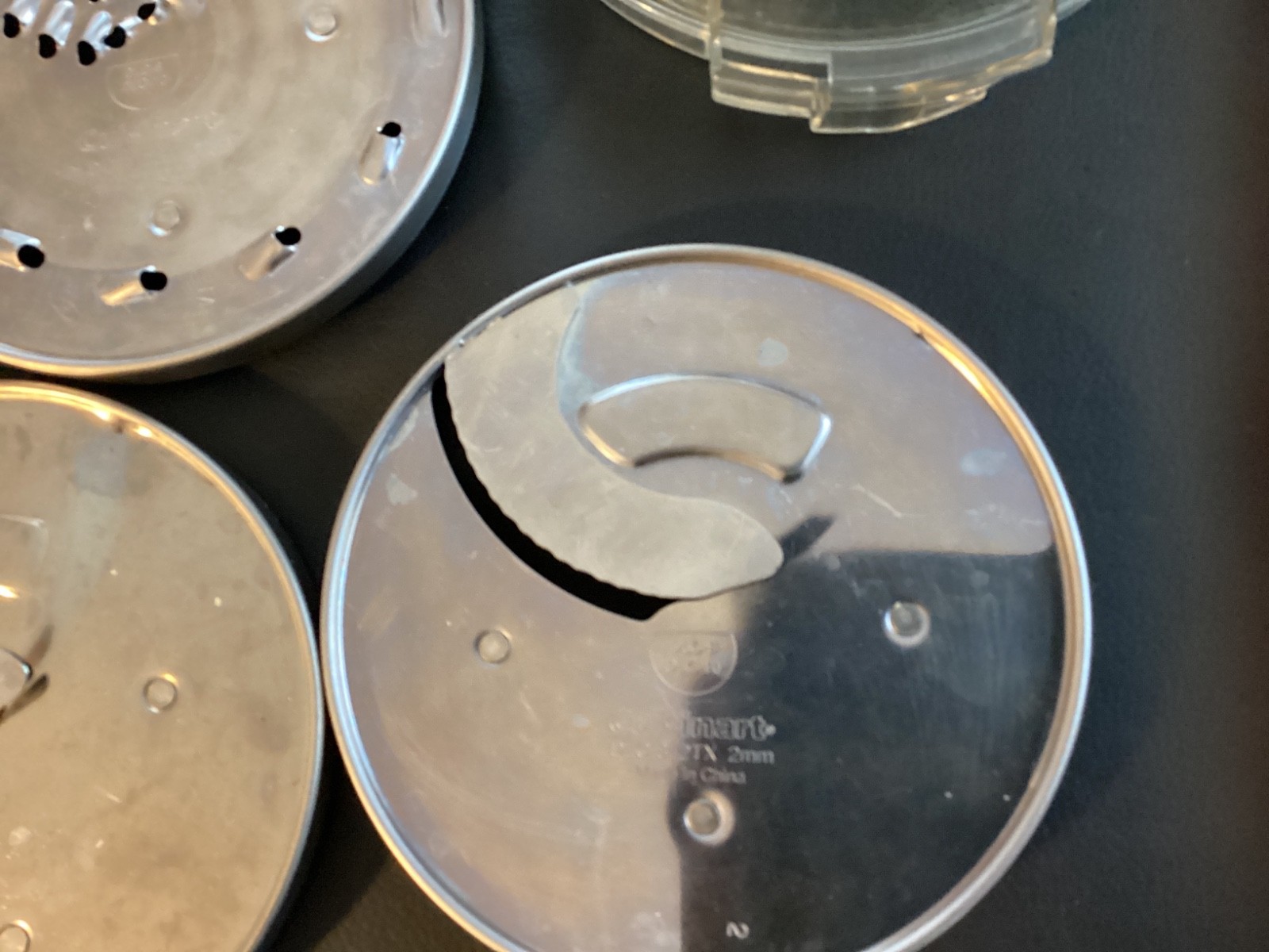Cuisinart Discs DCL 8 and DCL 10 parts; lid, stem and three cutting disks