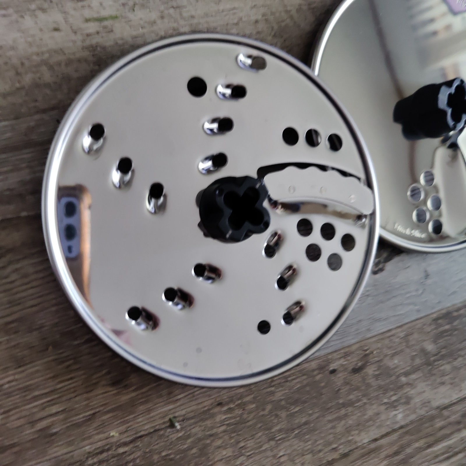 KitchenAid Slice And Shred Blades 2017 KFP0718, KFP0719