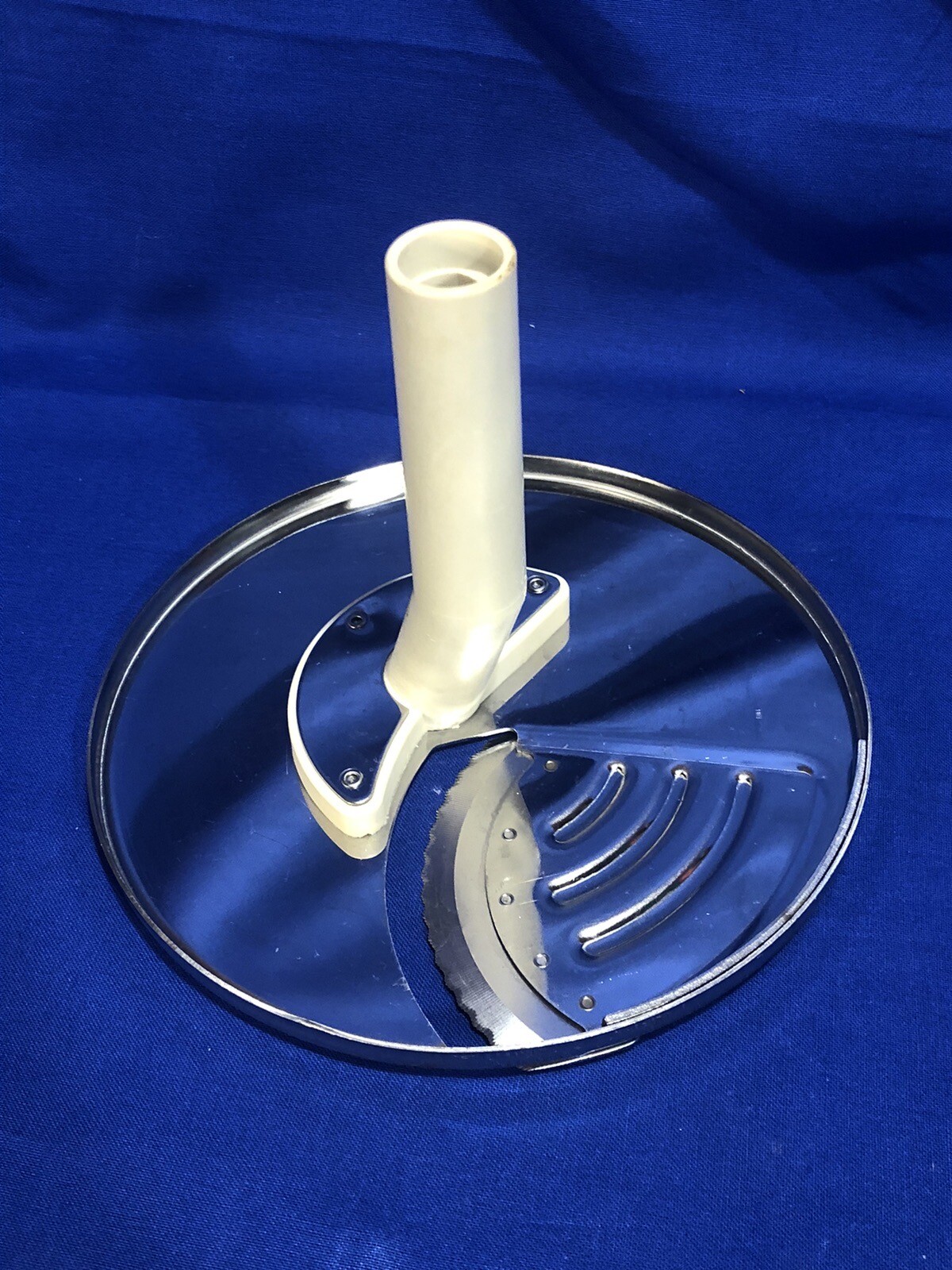 Cuisinart DLC-7 Accessory DLC-022 6-1/8″ Thin Slicing Blade S-2mm Food Processor