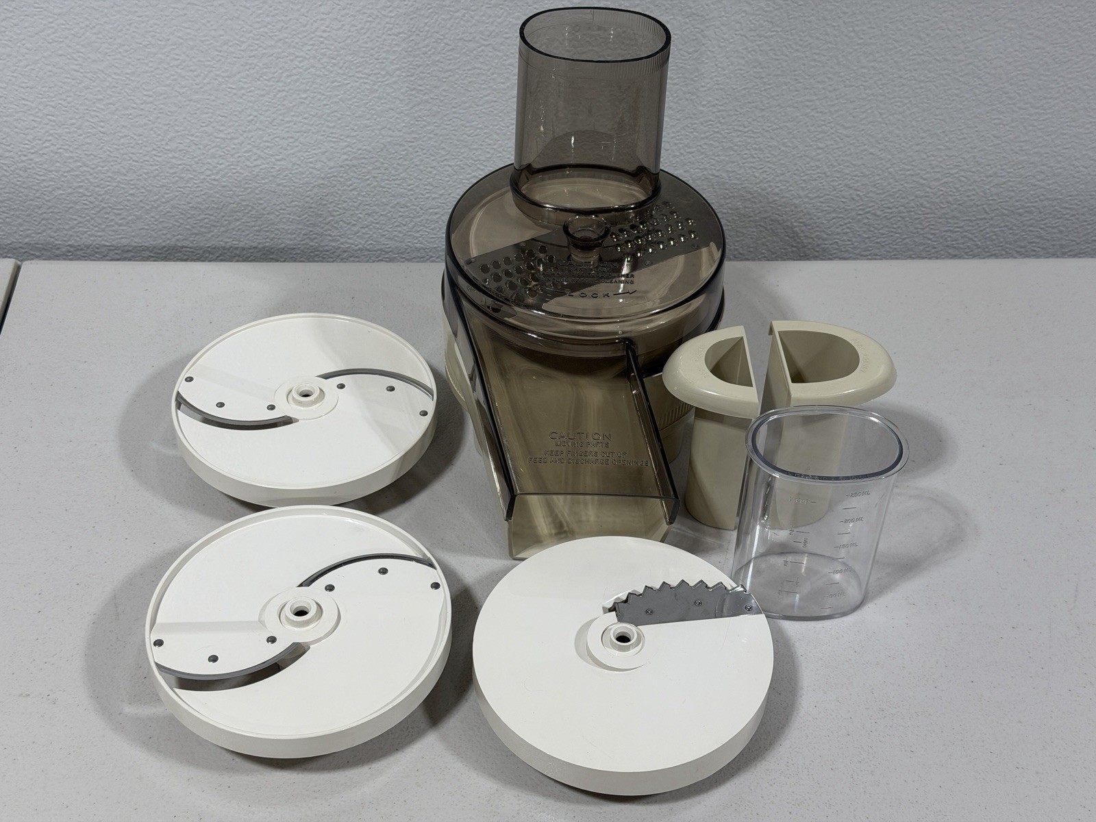 OSTER REGENCY KITCHEN CENTER FOOD PROCESSOR BASE, LID, CHUTE, 4 BLADES PUSHER