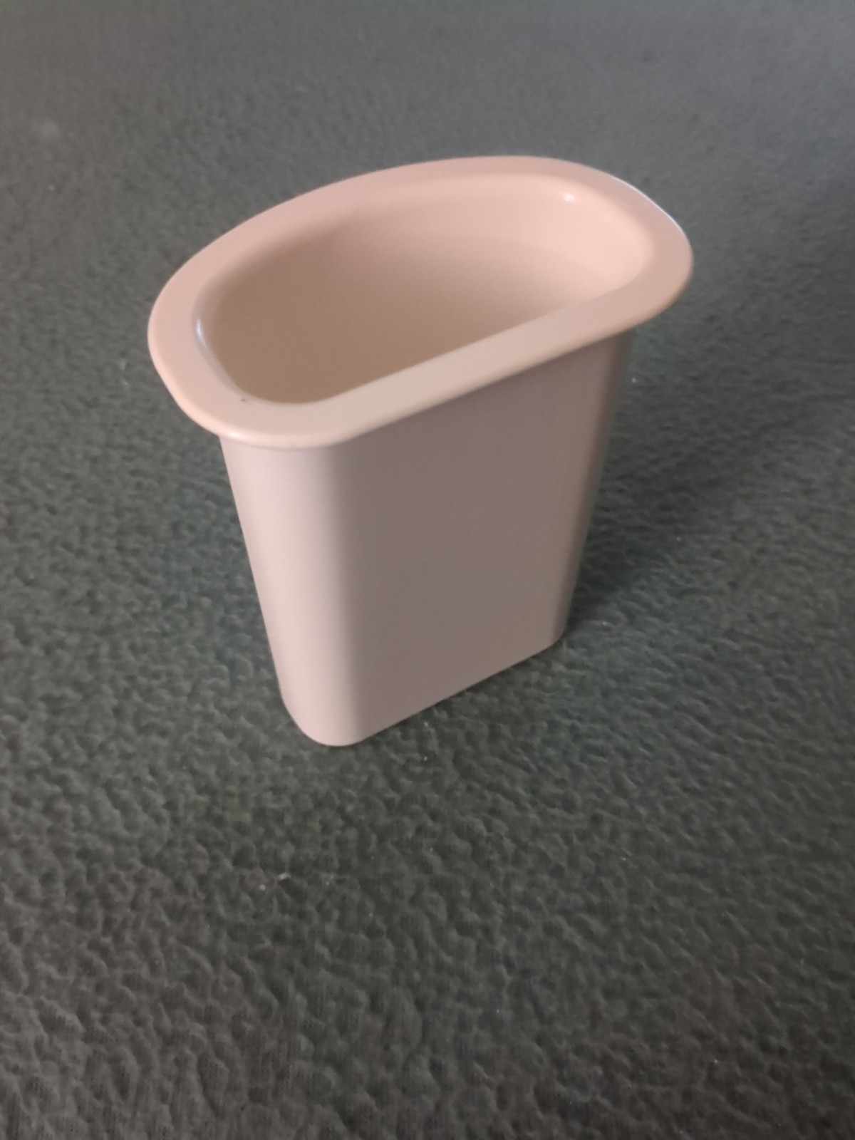 West Bend Food Processor Model 6500 Replacement Part, Food Pusher Only