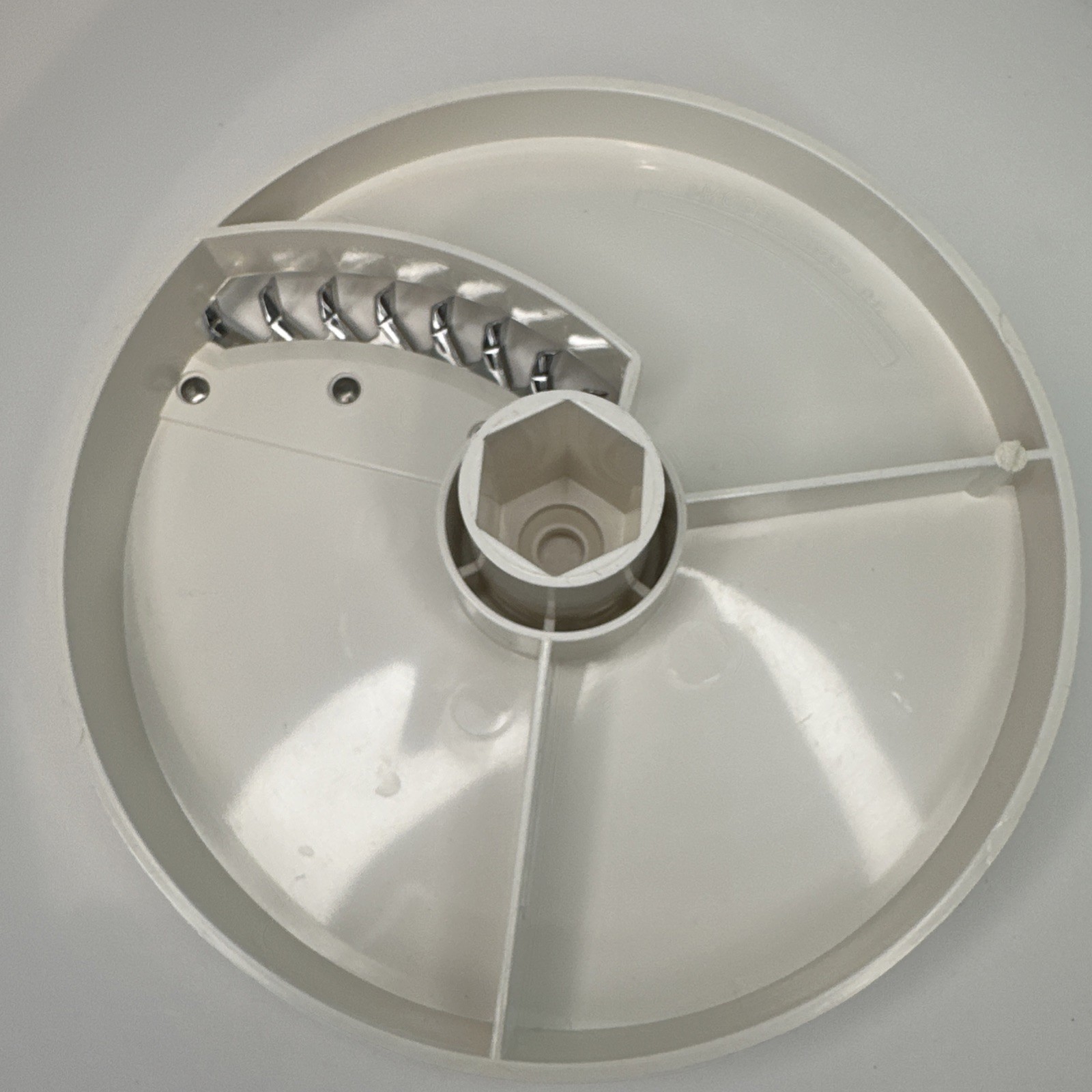 Oster Regency Kitchen Center Shredder Disc 937-85 Replacement Part OEM Genuine