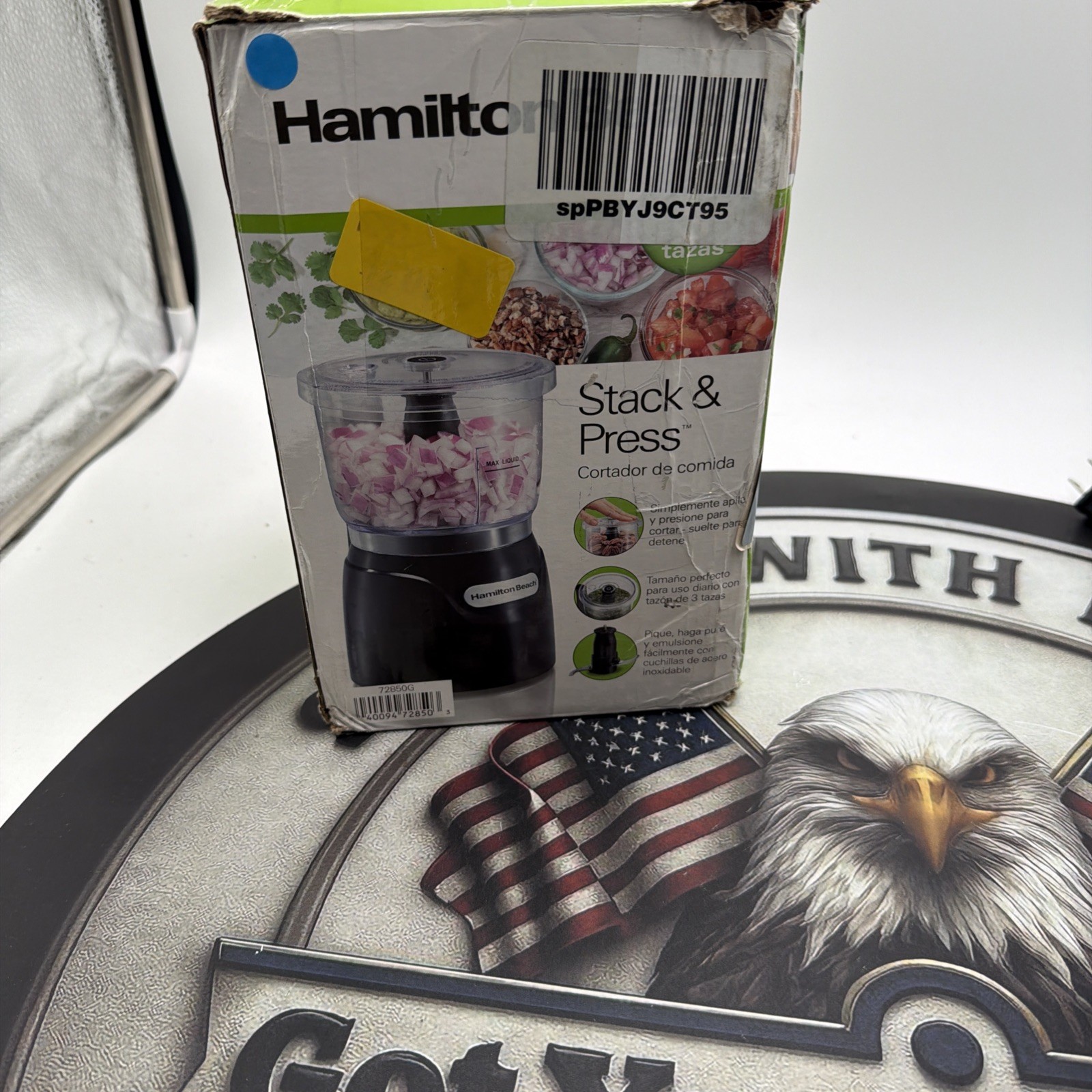 Hamilton 72850 Beach Stack & Press 3-Cup Chopper – Black