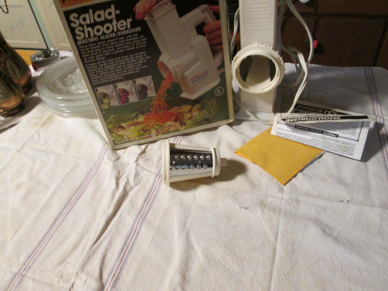 Vtg 1990 PRESTO Salad Shooter 02910 in box instructions gently used
