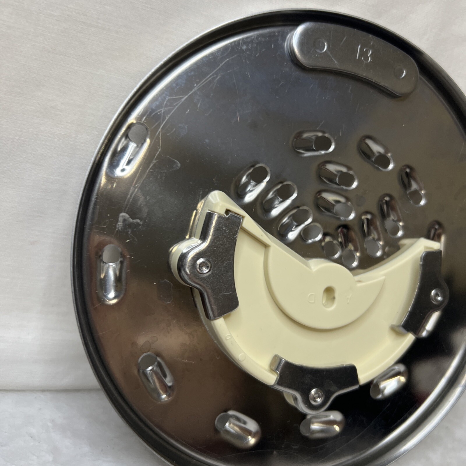 Cuisinart Food Processor Disc Blade Medium Grate Grater DLC-837TX