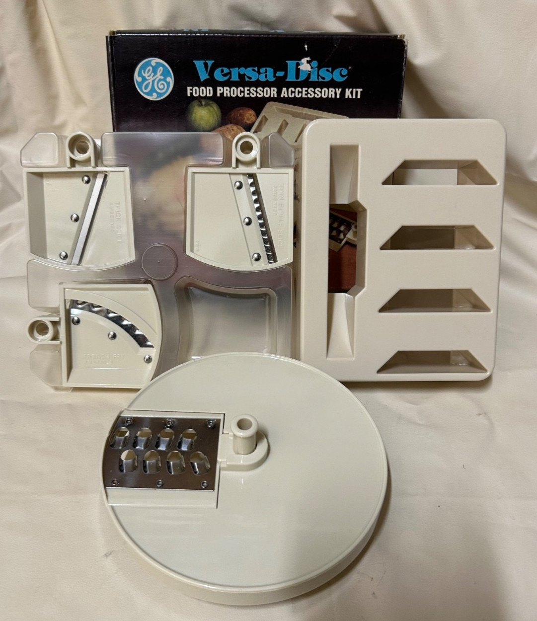 Vintage – GE AD1 General Electric Versa-Disc Food Processor Accessory Kit