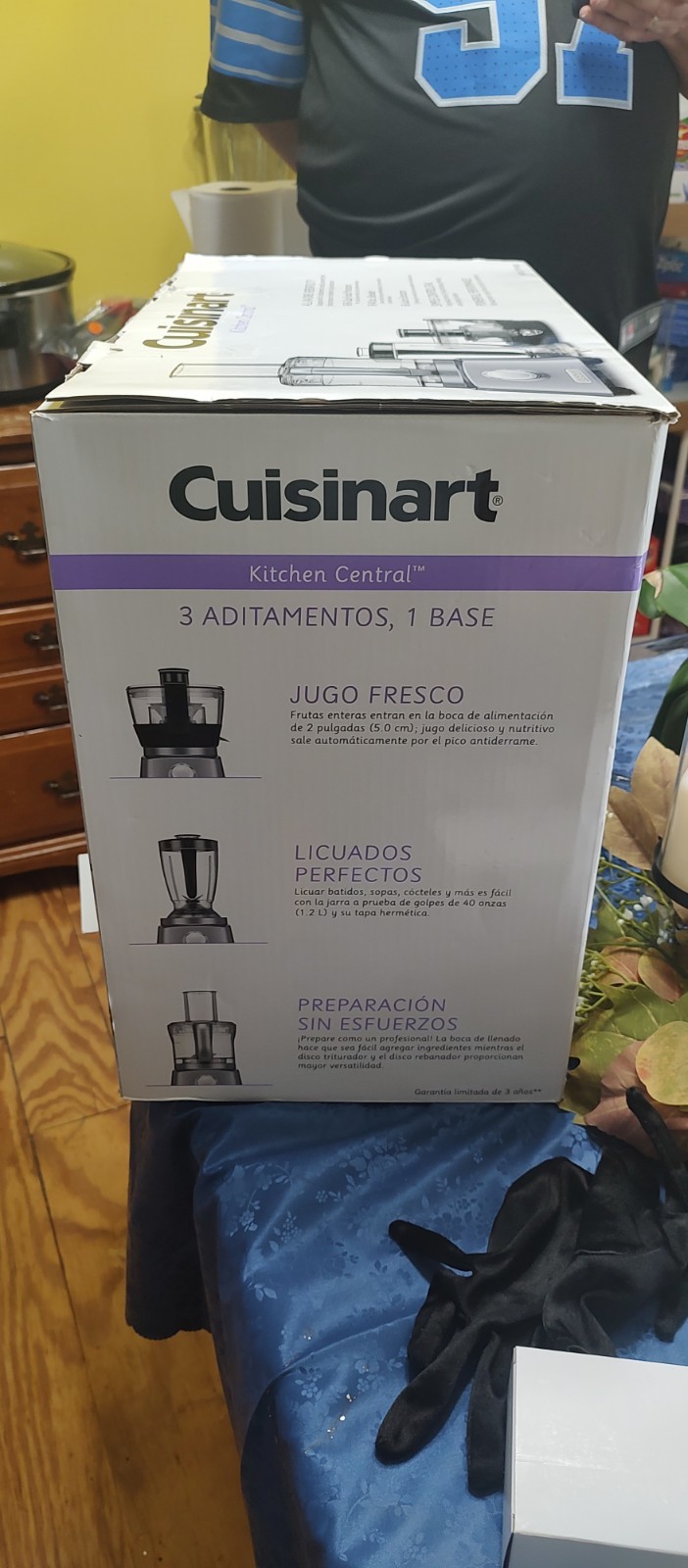 Cuisinart Kitchen Central CFP-800 Food Processor, Blender, Juice Extractor 8 Cup