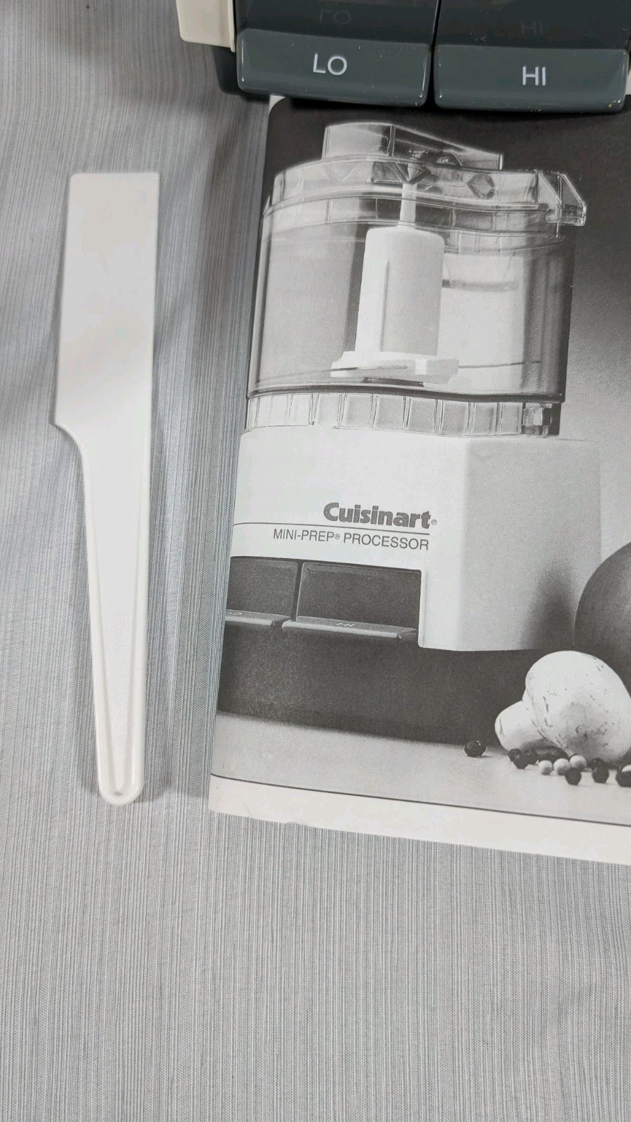 Cuisinart Mini-Prep Processor – White (Model DLC-1EB) Williams Sonoma Exclusive