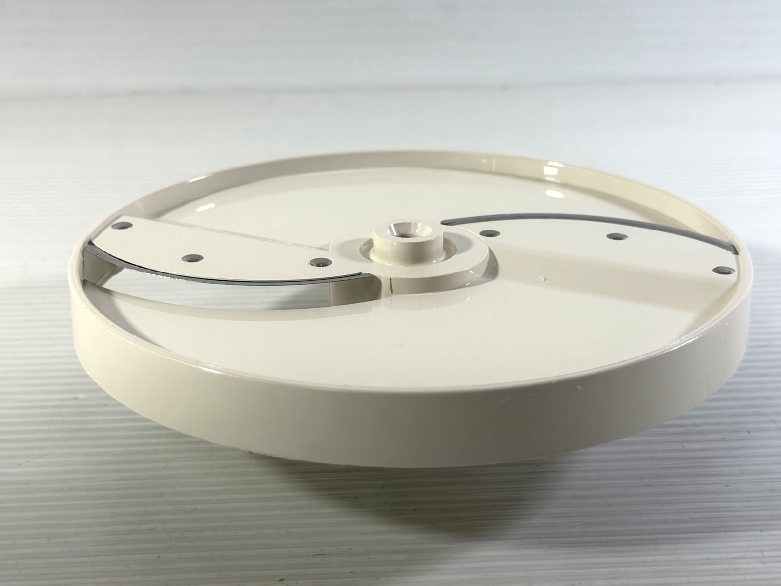 Set of 4 Oster Kitchen Center Food Processor Discs 937-81, -82, -84, -85 Parts
