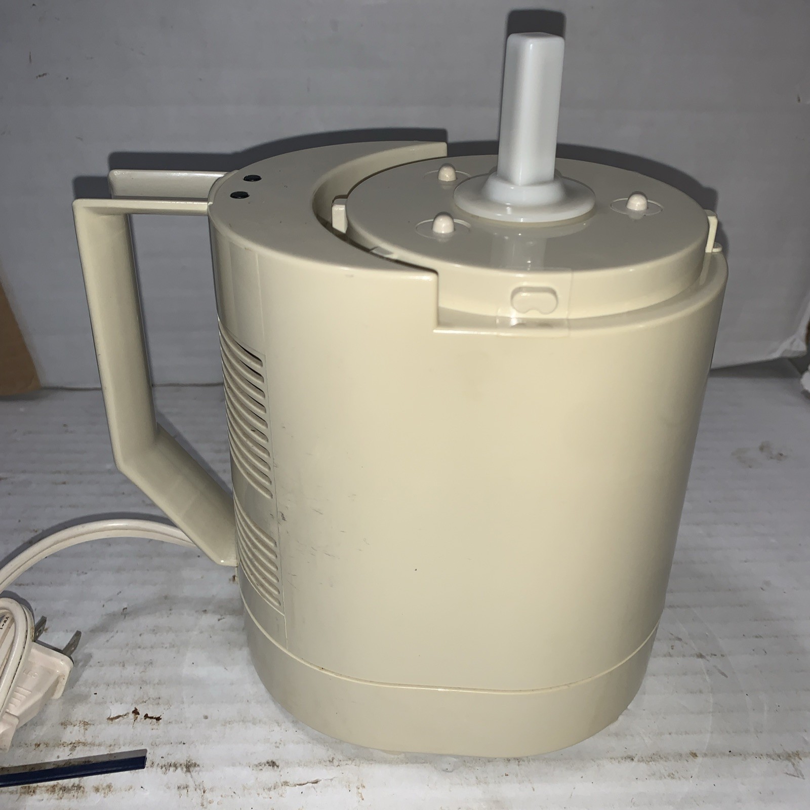 WEST BEND High Performance Food Processor w/ Shredder/Slicer Model 6500 TESTED