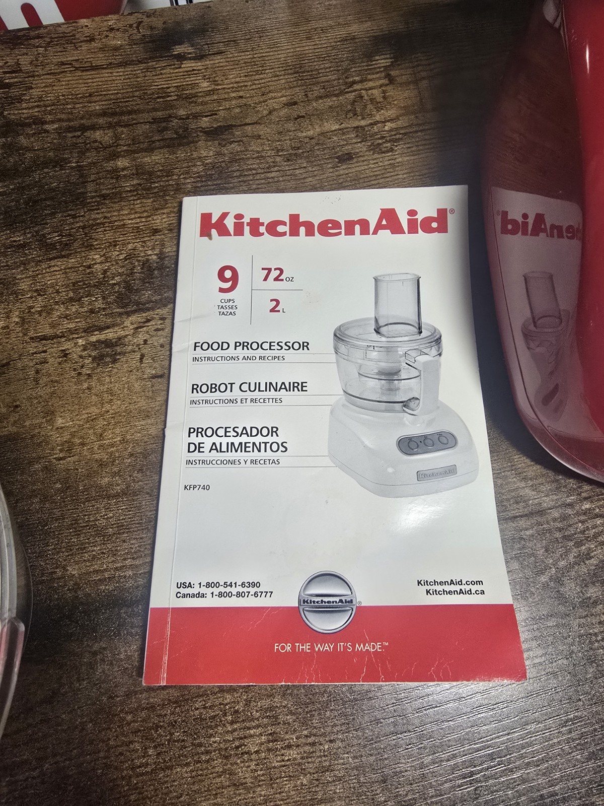 Kitched Aid Food Processor Model KFP74QER1 Red Color 2 Blades 72 Oz / 2 Litros.