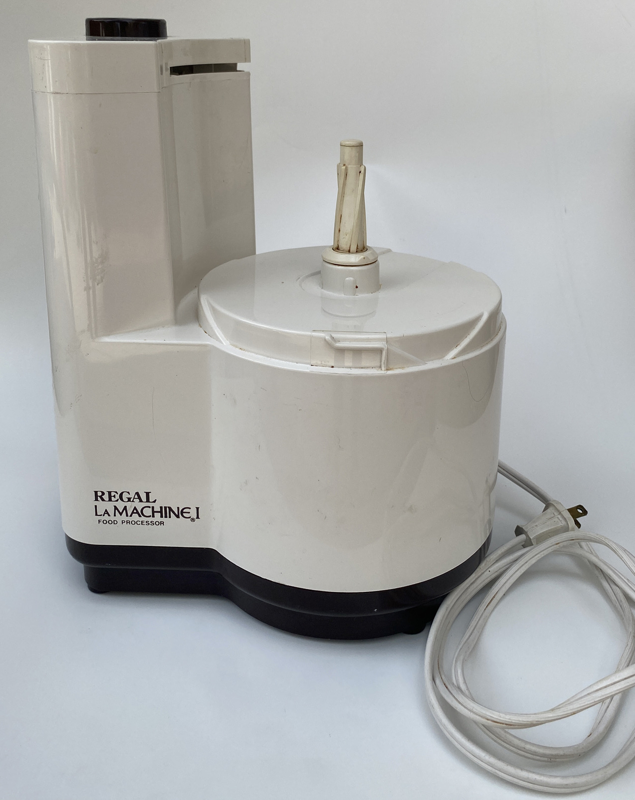 Regal La Machine 1 Model V813 Food Processor Replacement Part: Motor/Base
