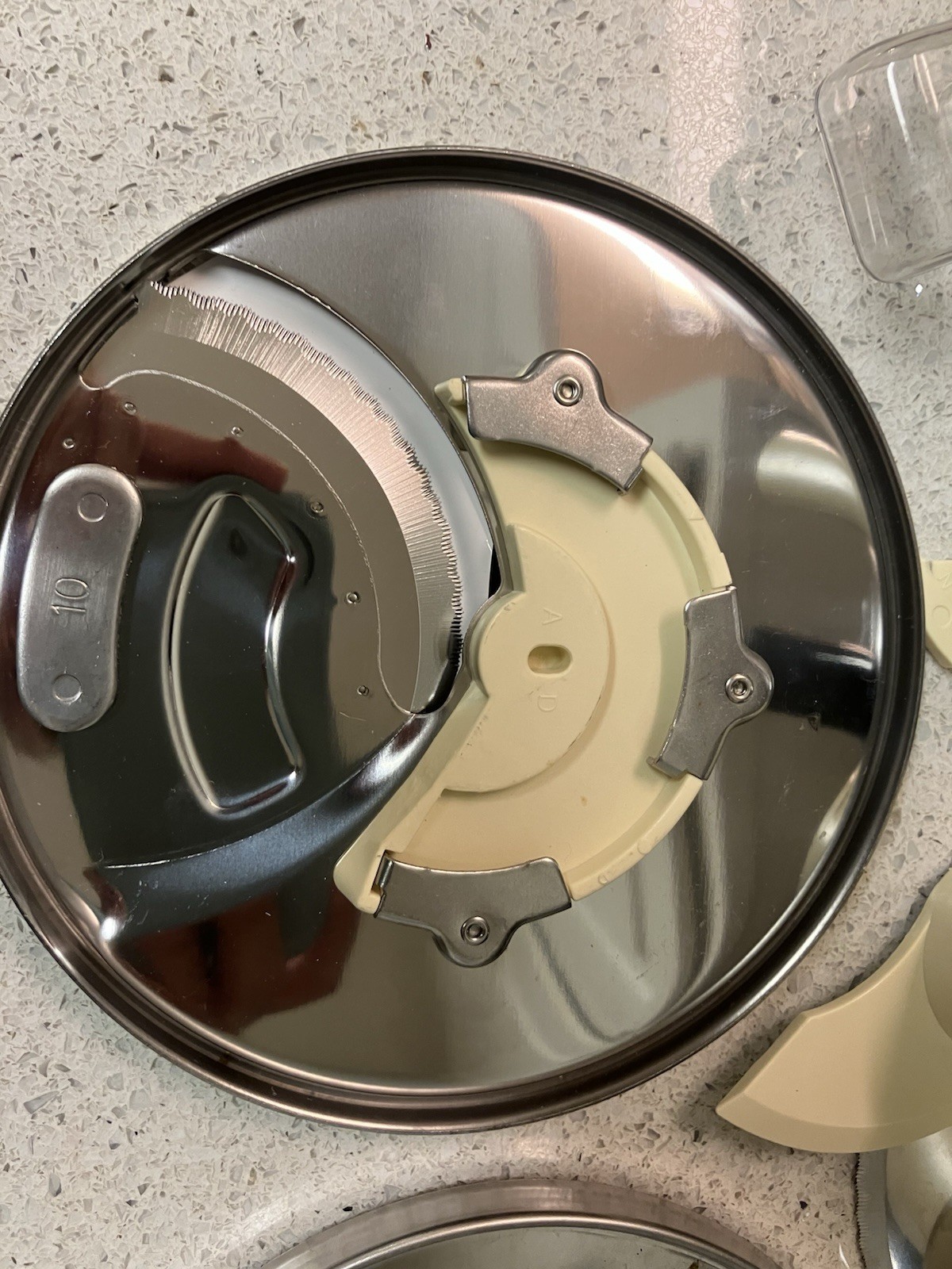 Cuisinart Prep 9 – 9 Cup Food Processor Stainless DLC2009CHB Lightly Used Works
