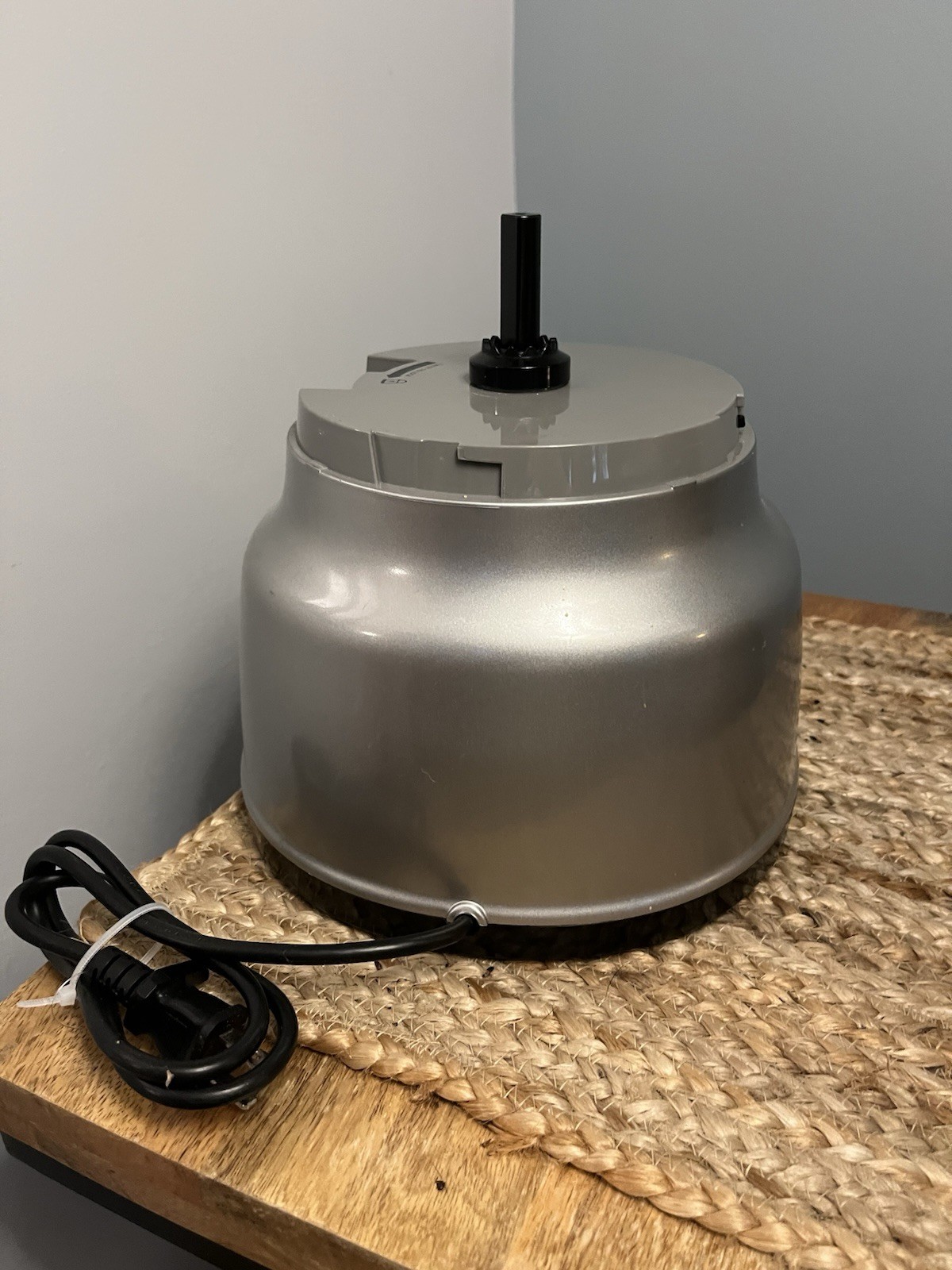 KitchenAid kfp0935qcu 9 Cup Plus Food Processor – Contour Silver Motor Base Only