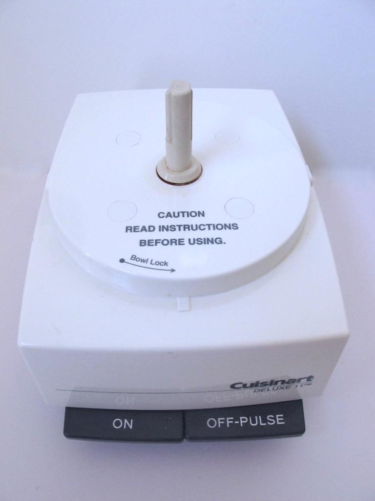 Cuisinart Deluxe 11 Food Processor Pristine Condition plus Slicing Blade Disc