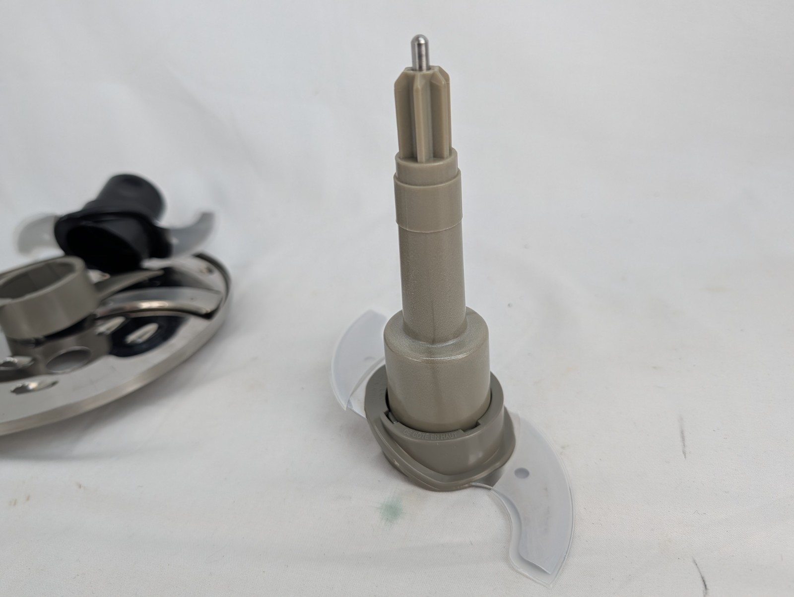 Oster 14 Cup Food Processor FPSTFP5273-DFL Replacement Slice/Shred Disc & Blades