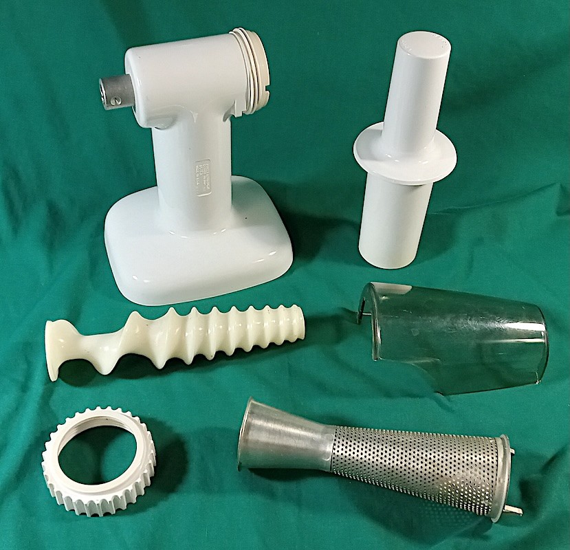 Vtg Oster Kitchen Center Power Puree ‘n Ricer Accessory Food Processor 960-08A
