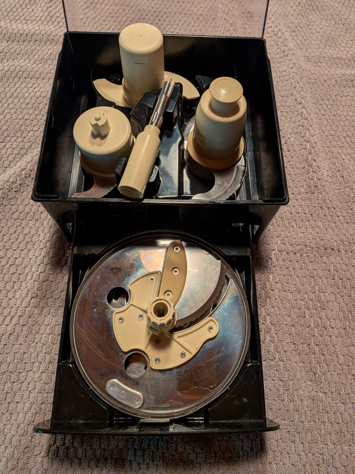 Cuisinart FP-14DC Food Processor Blades Stem Shredder Slicer & Storage Box