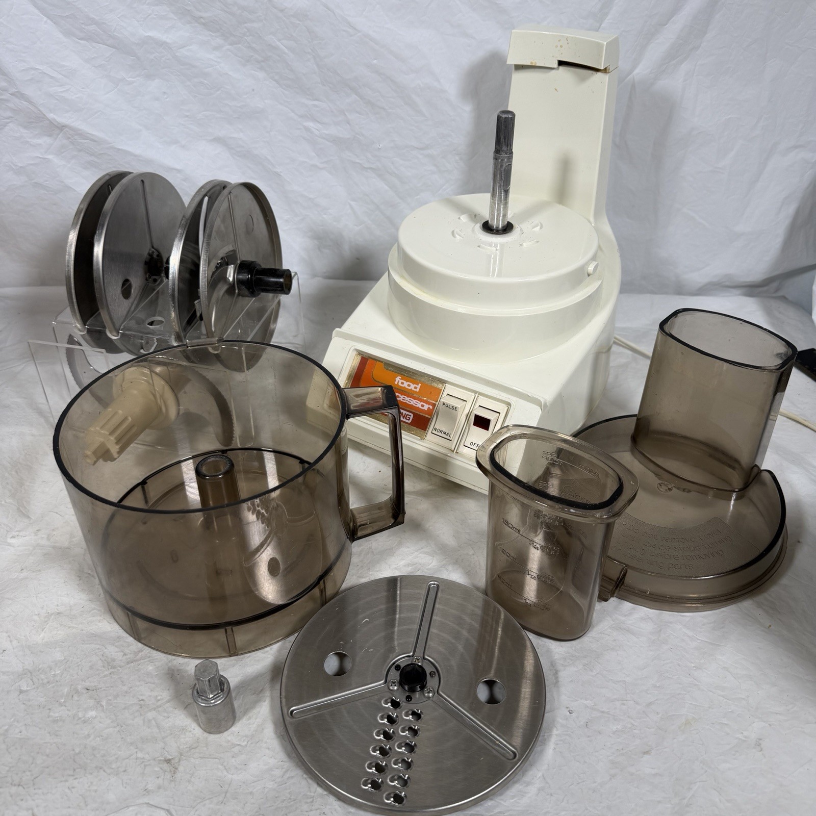 Waring 11FP29 Food Processor Complete 6 Blades Discs Pusher 2 Speed 70’s Tested