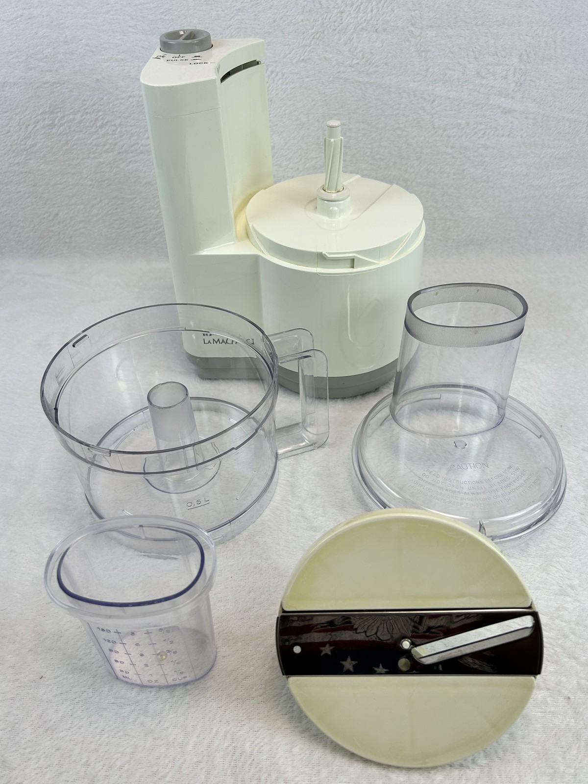 Regal La Machine I Food Processor Vintage Off-White Cream w/ Slicing Blade