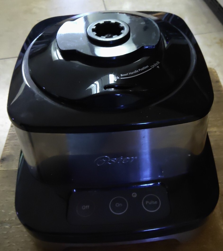 Oster 10 Cup Food Processor Motor Base , Model FPSTFP4600 Tested