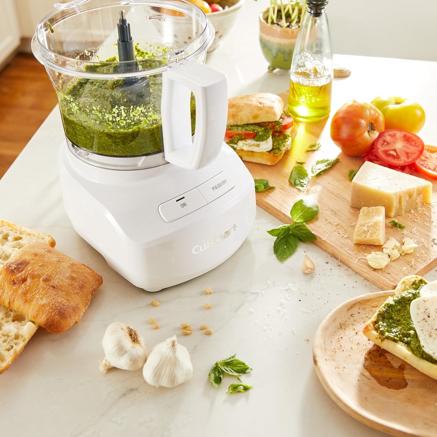 Cuisinart 7 Cup Food Processor White Cups 600W Core FP-7 Shredder Chops