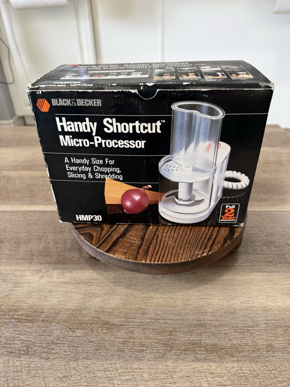 Black & Decker ~ HMP30 ~ Handy Shortcut Micro-Processor ~Slicer, Mincer, Grater