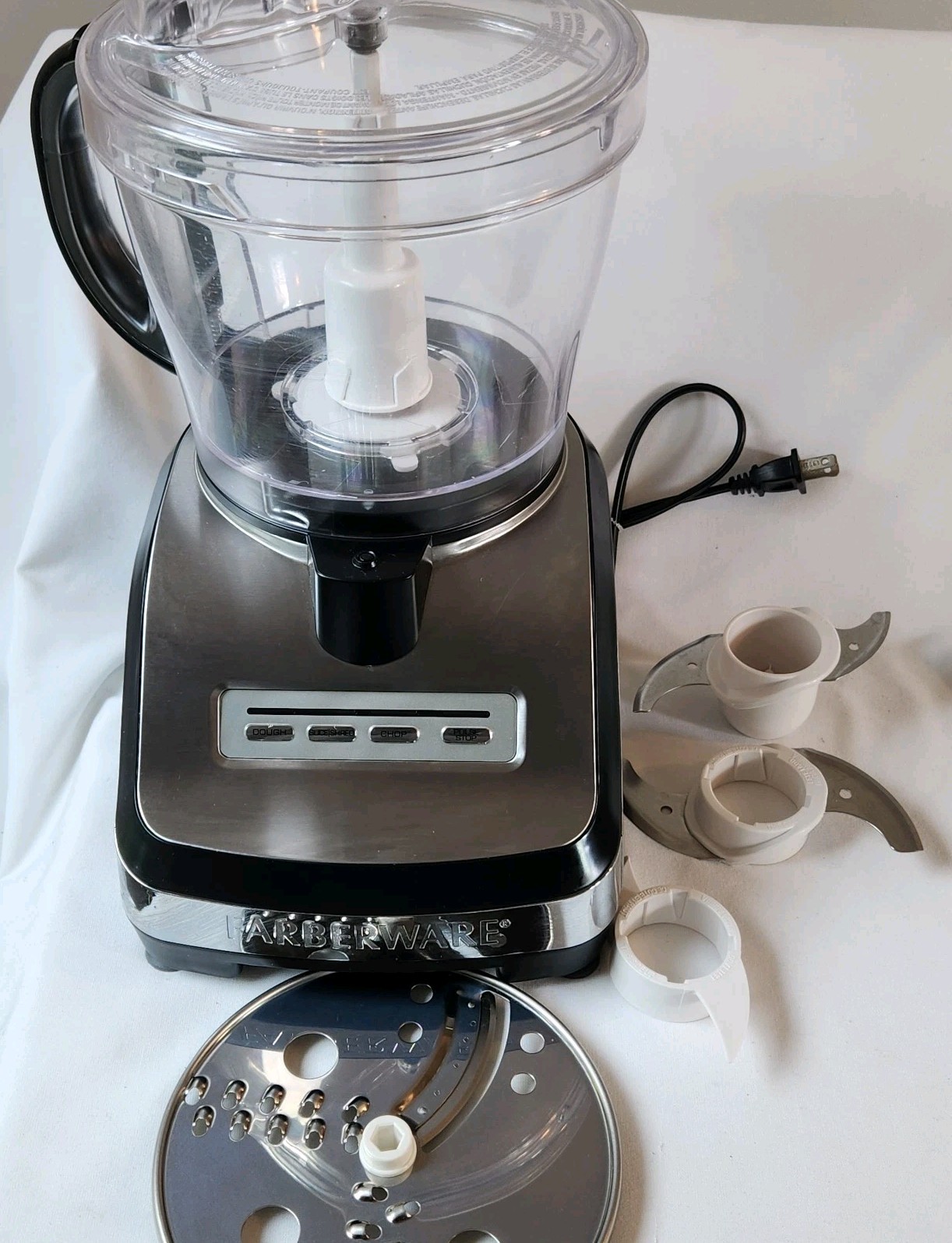 Farberware 12-Cup Food Processor 550W FP3000 FBS 4-Cup Nested Bowl Set