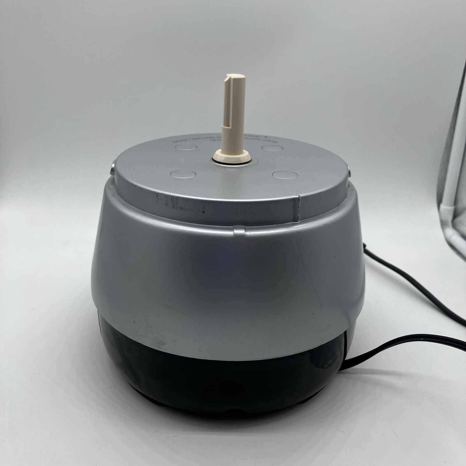 Cuisinart Prep 11 Plus Food Processor DLC-2011BCN Motor Base Only – Works Great