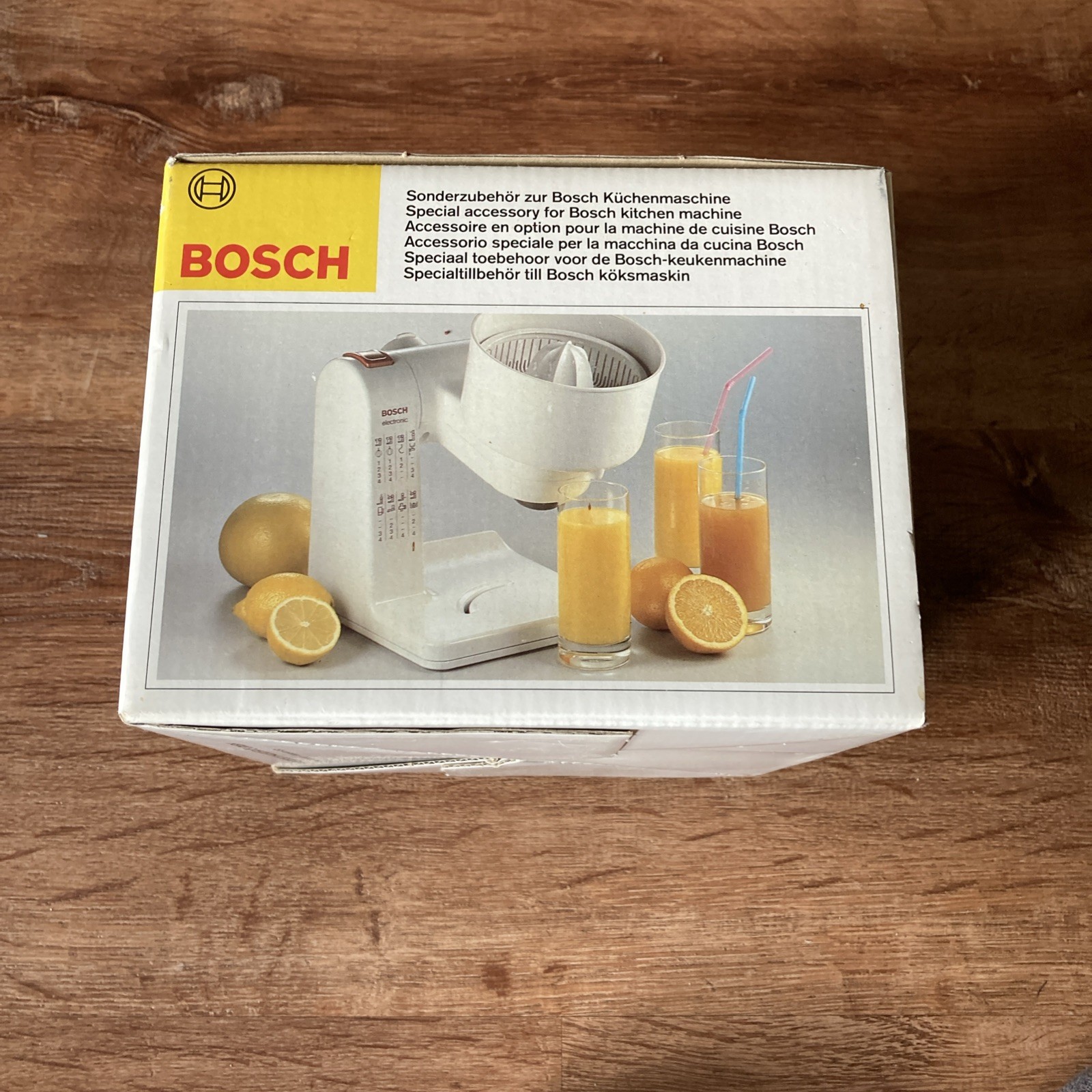 Bosch Compact Citrus Fruit Juice Squeeze Attachment for UM4 Lemon Oranges Limes