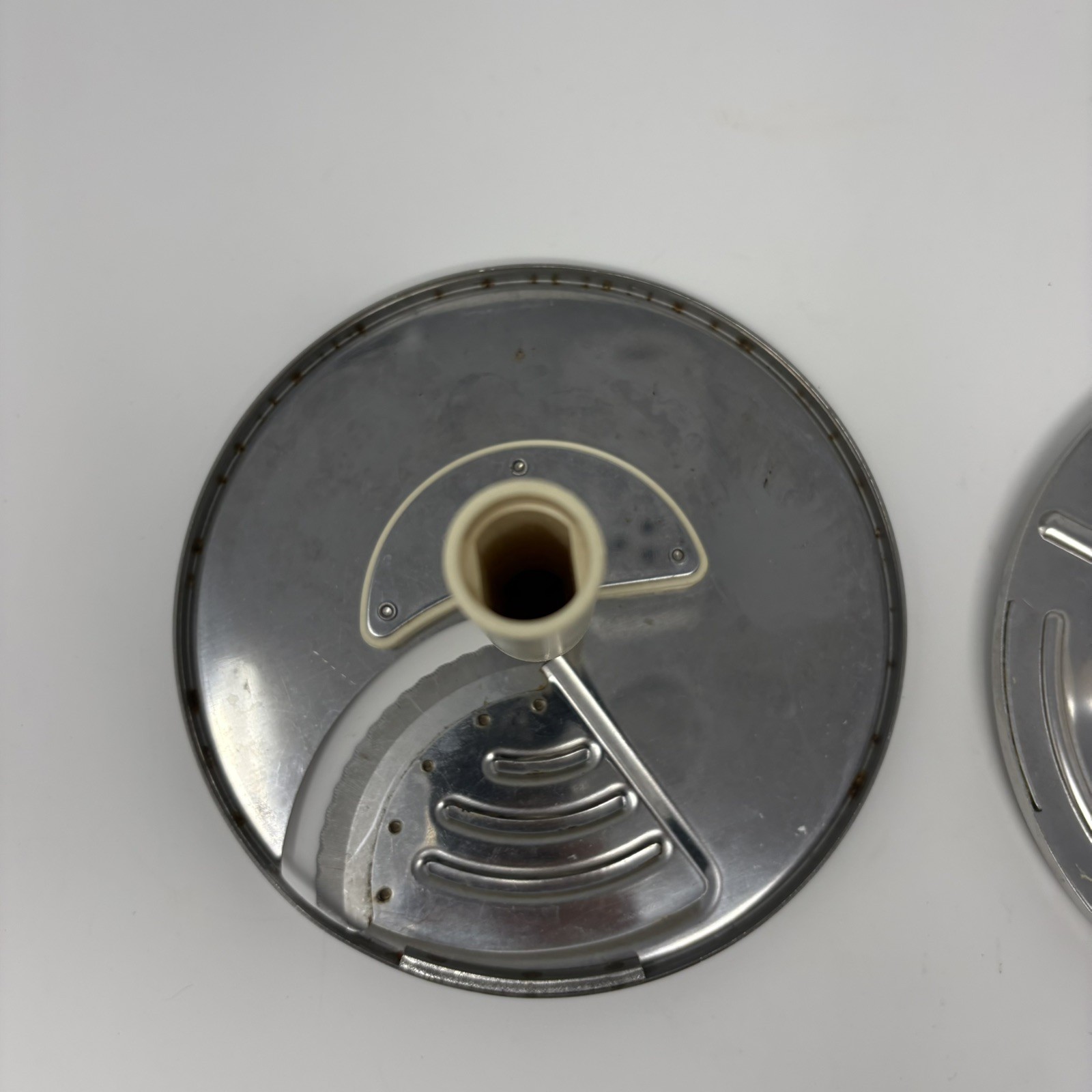 Cuisinart DLC-7 Food Processor Discs : DLC-023 S-3mm and J-2×2-MM set of 2