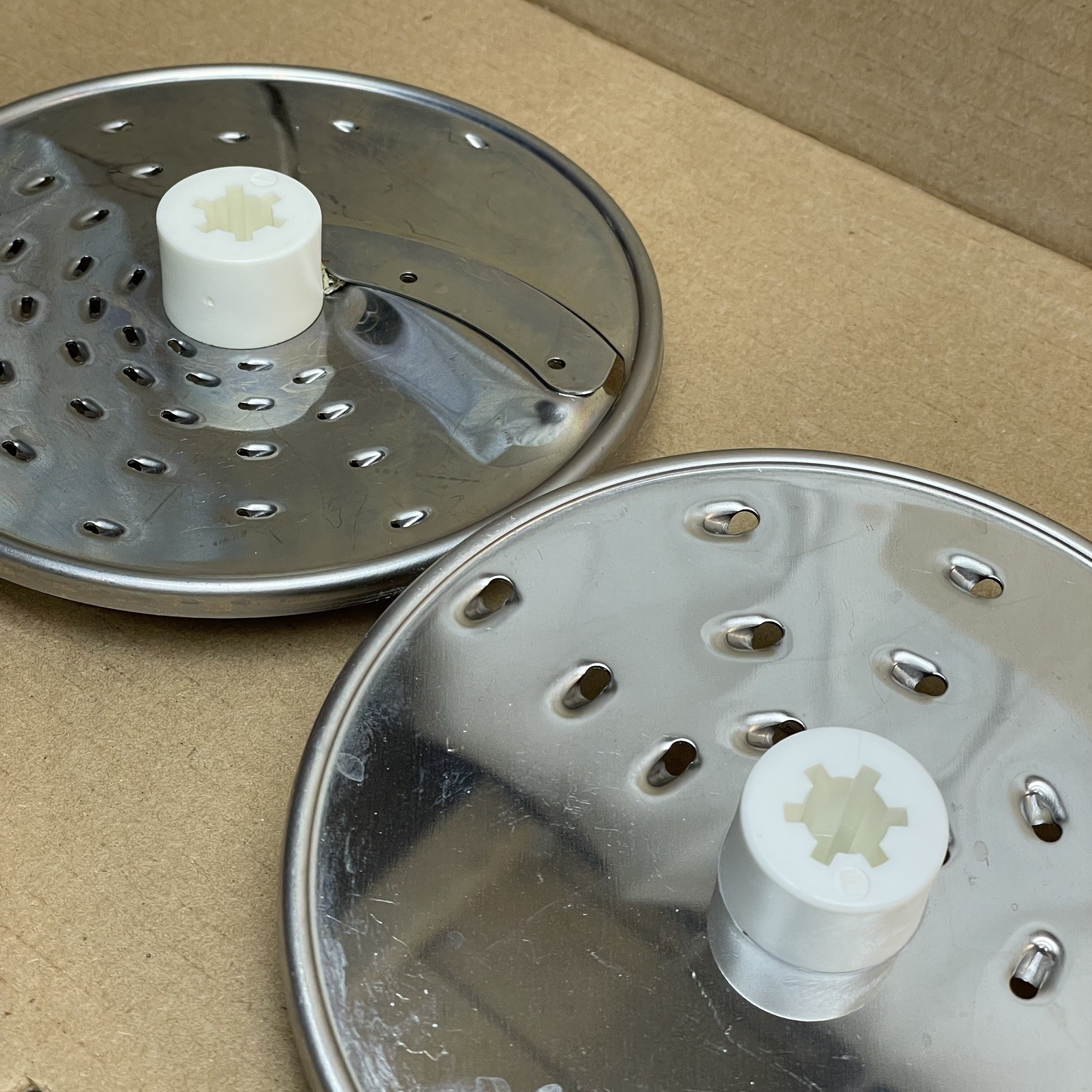Kitchenaid KFP500WH Food Processor KFP 500 WH Parts 2 Slice Shred Disc Blades