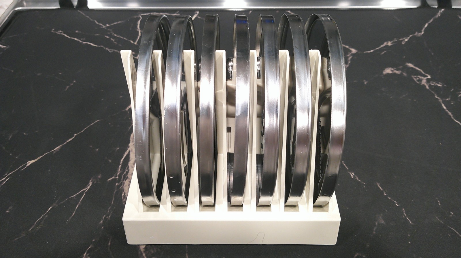 Cuisinart-Food Processor DISC HOLDER & Set of 7 Slicing Blade Discs