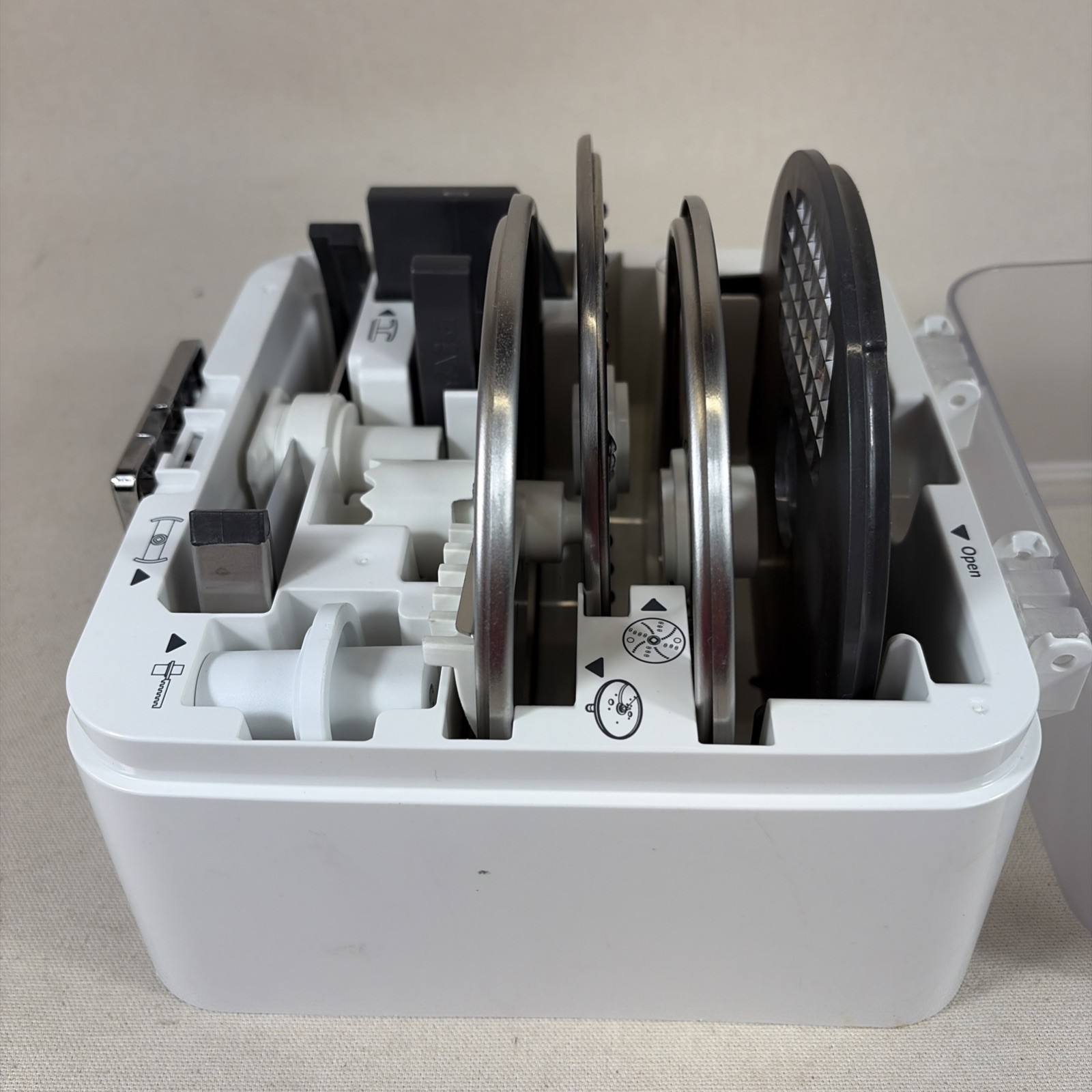KitchenAid Mixer Disk Set 526840 Food Processor Attachment Kit 7 Piece Set