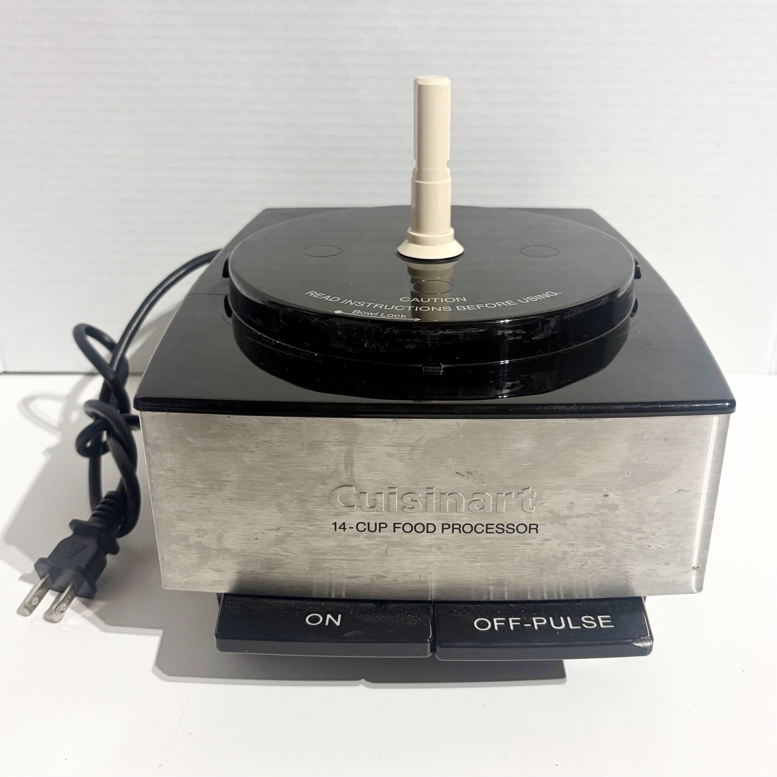 Cuisinart 14 Cup Food Processor DFP-14BCN Black Brushed Stainless Motor Base OEM
