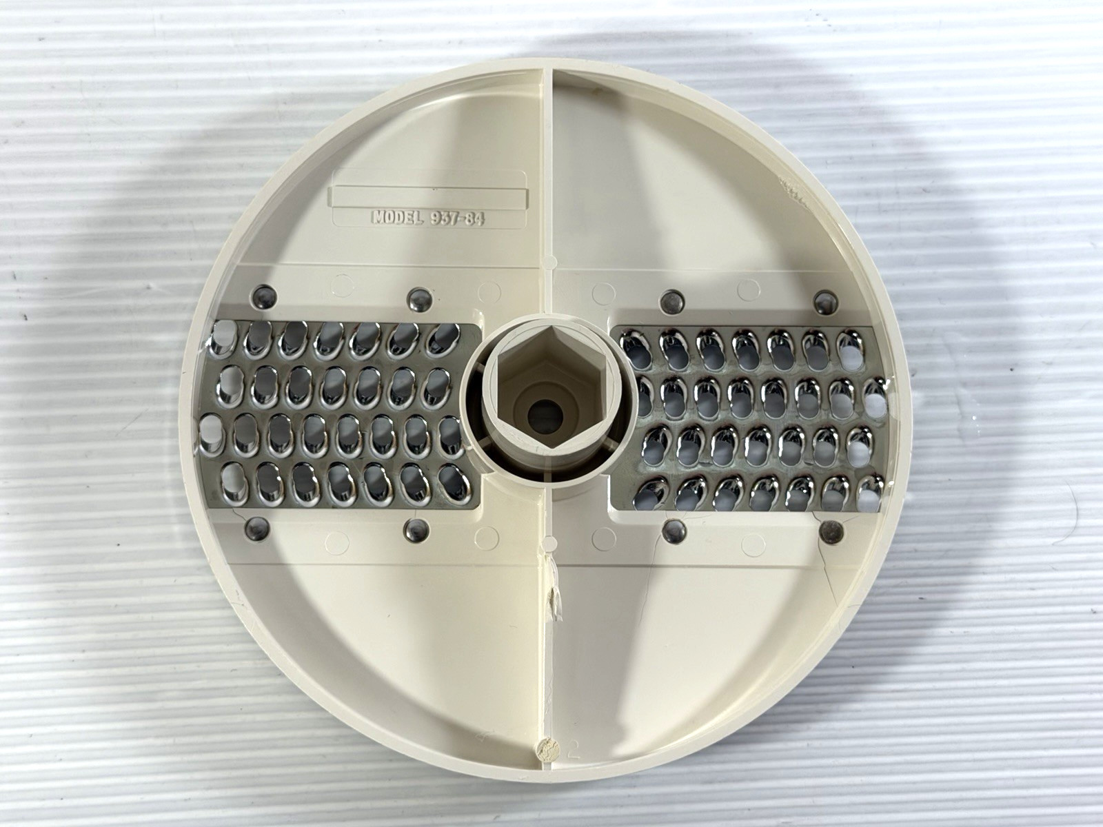 Set of 4 Oster Kitchen Center Food Processor Discs 937-81, -82, -84, -85 Parts