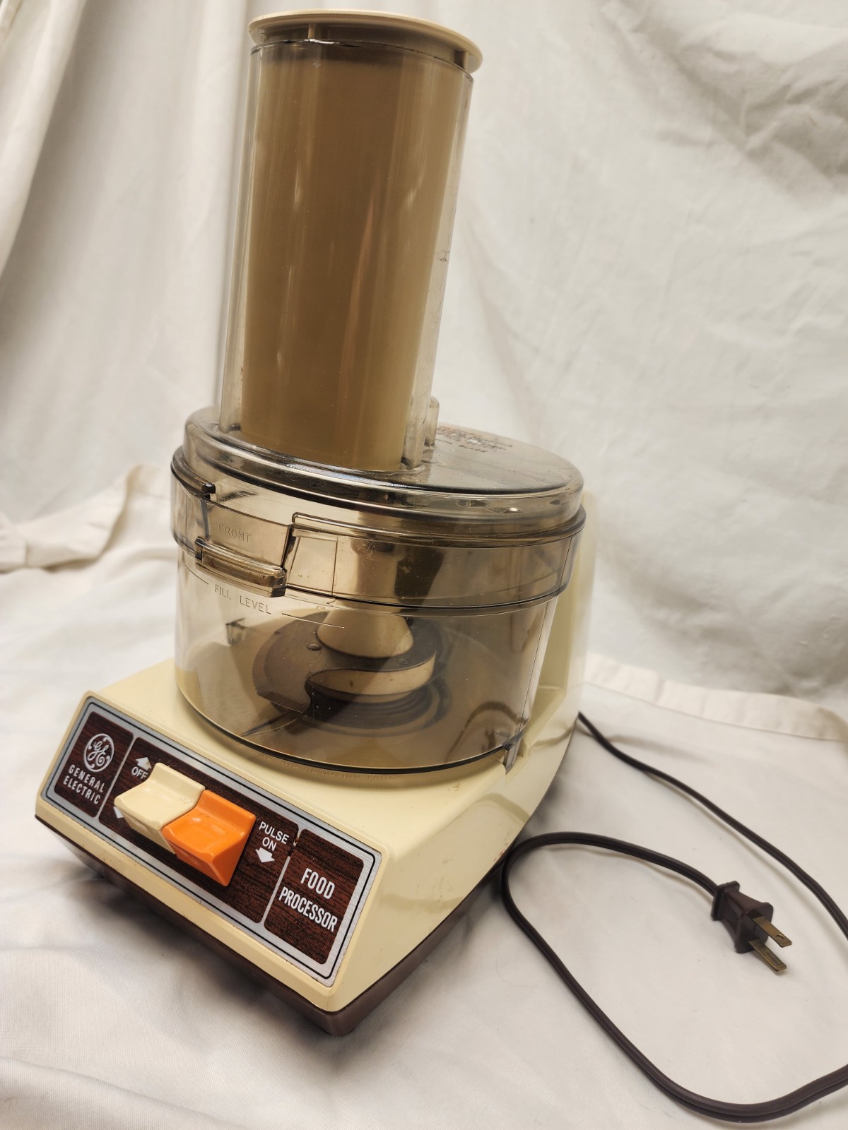 Vintage GE Food Processer General Electric D2FP4200 Woodgrain 1970s Tested