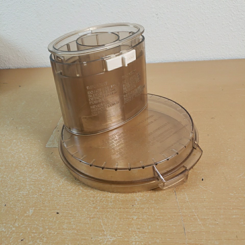 Vintage Cuisinart DLC-7 Super Pro Food Processor Works Great (Stress Fracture)