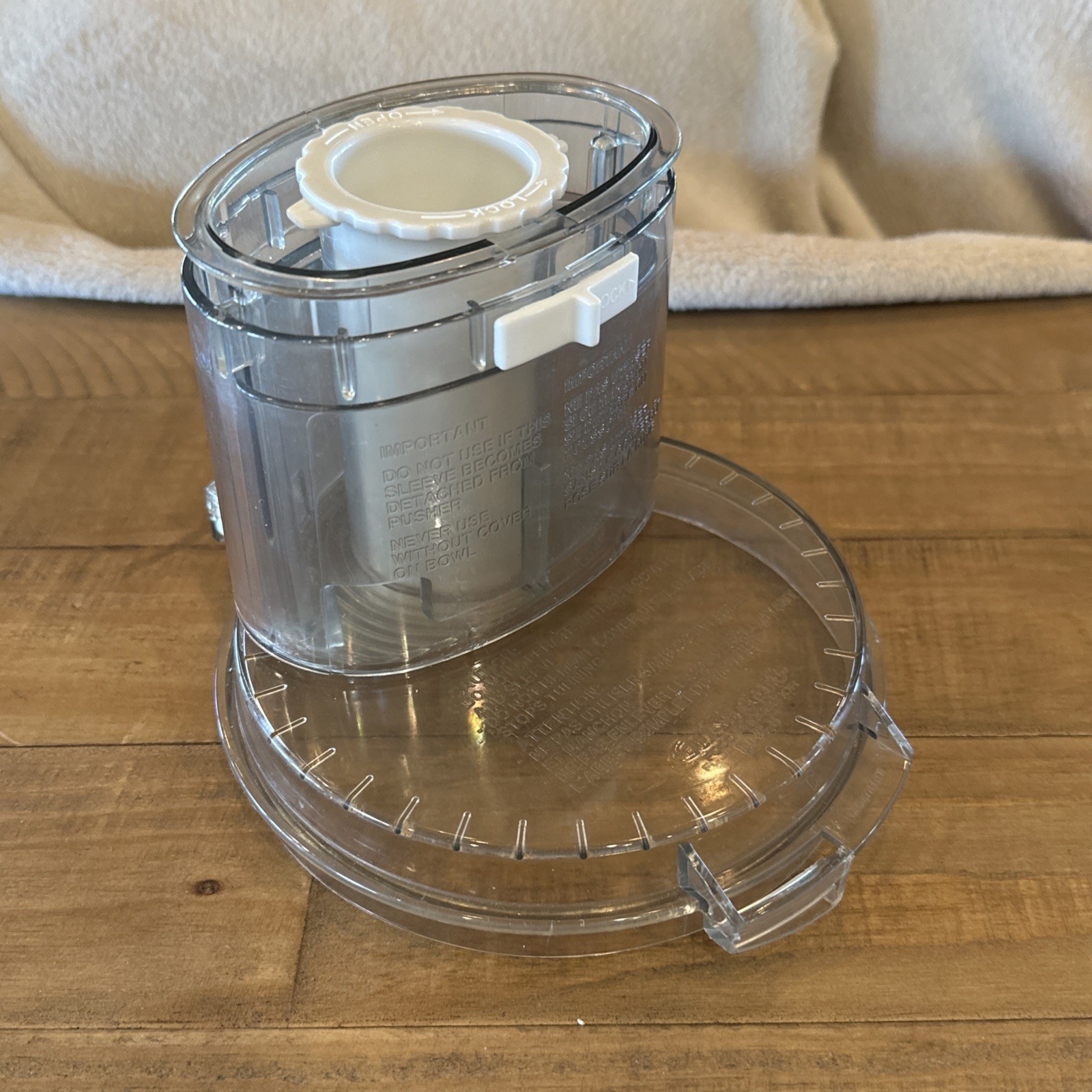 Cuisinart Food Processor DLC-8 Lid Chute Pusher Parts DLC-877BGTX DLC-018BGTX