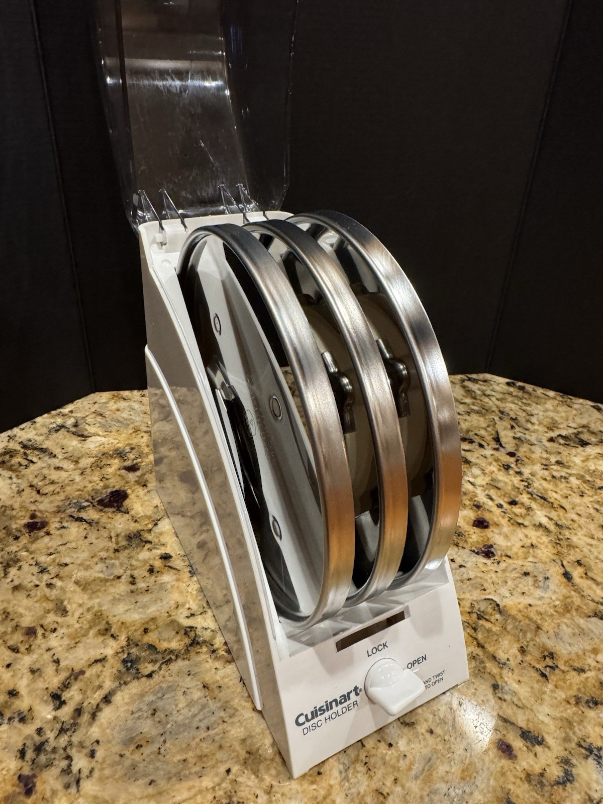 cuisinart blades (3) New Disc 2/3/4 MM And Plastic Holder