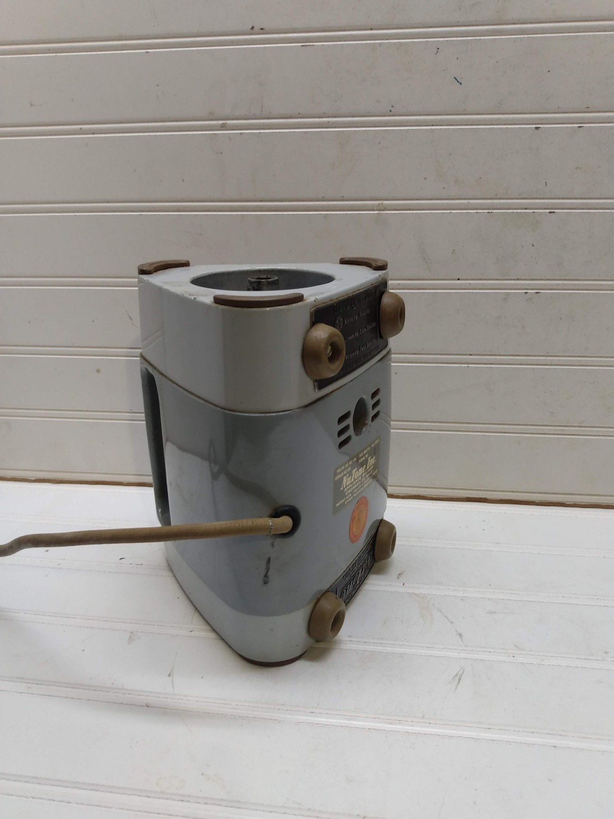 NuTone Food Center Processor Blender Counter Top Power Motor Base Model 100 Only