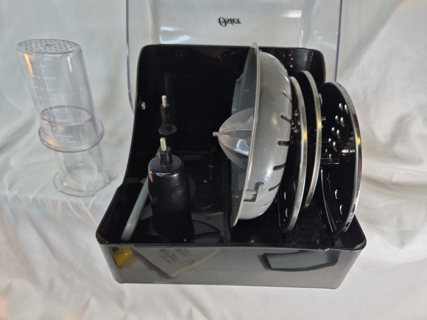 Oster 11 Cup Food Processor FPSTFP4255 Accessories SET Black Blades Juice Case